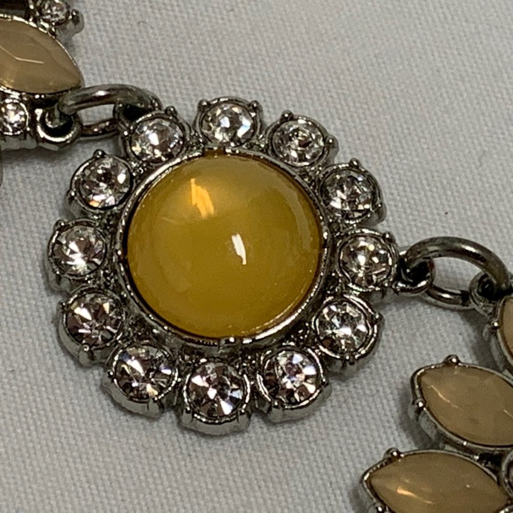 LIA SOPHIA NECKLACE CHRISTINA'S JOY FLOWER CLUSTER STATEMENT NECKLACE - Picture 4 of 7